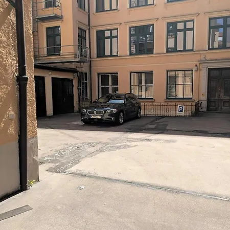 Διαμέρισμα Cosy Close To Oktoberfest, Infrastructure, Parking Included *