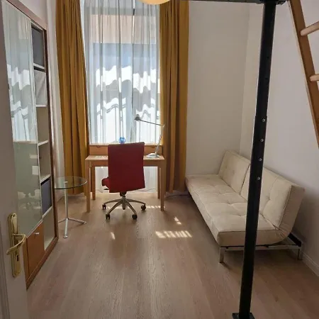 Cosy Close To Oktoberfest, Infrastructure, Parking Included *